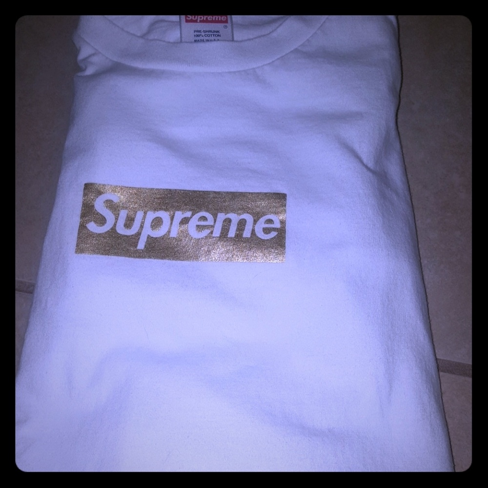 Supreme Nagoya Box Logo